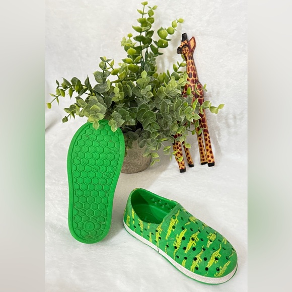 Cat&Jack Kids Size 7 Alligator Print Green - Picture 9 of 9